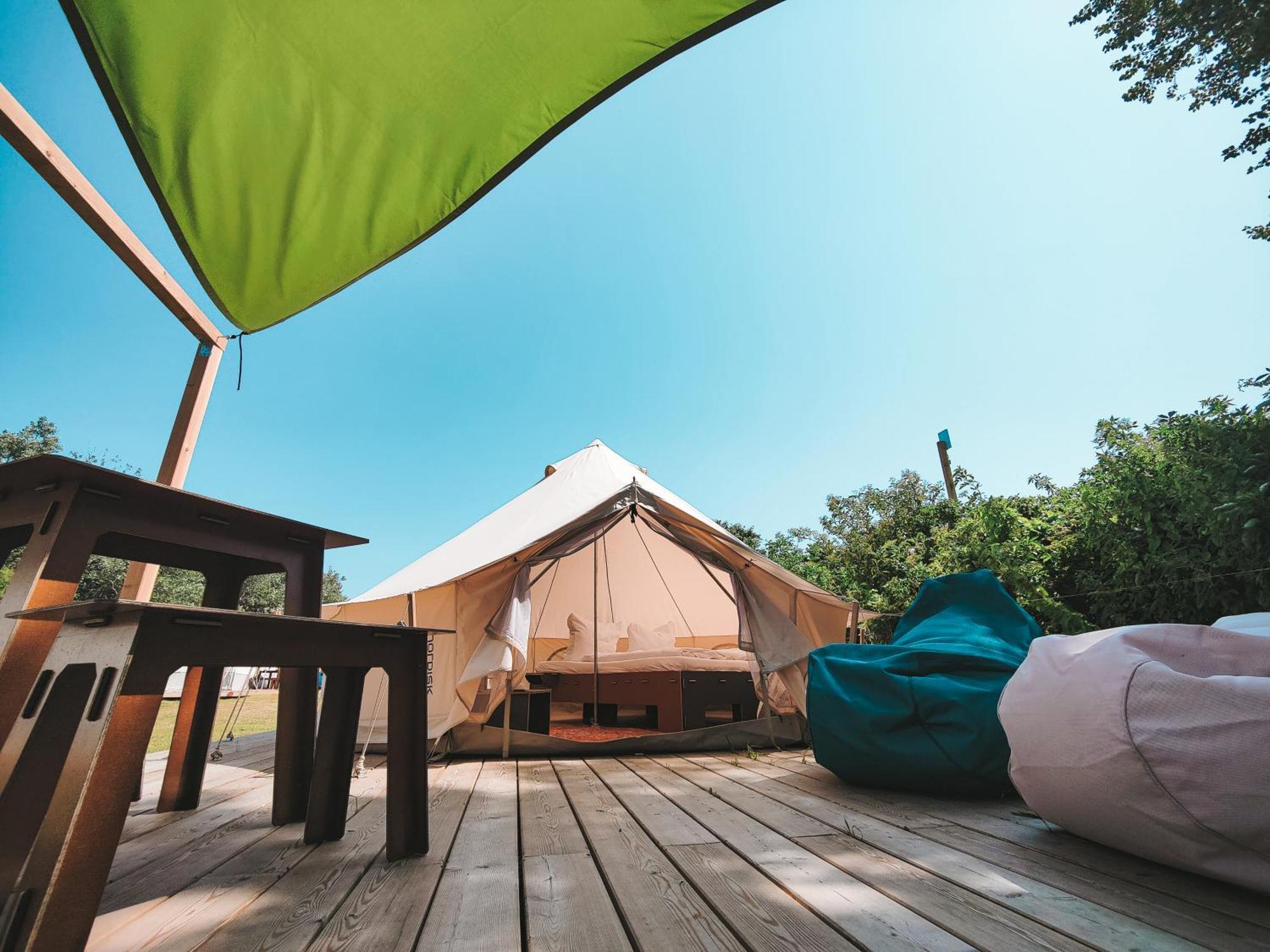 Domo Camp Sylt - Glamping Camp Hotel Buitenkant foto